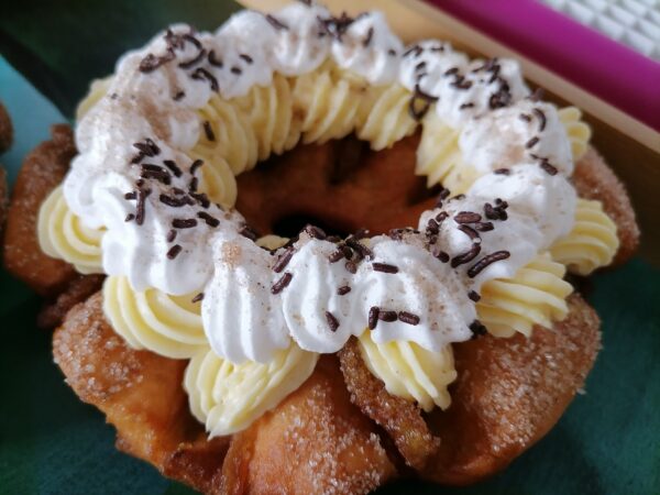 apple dream doughnut