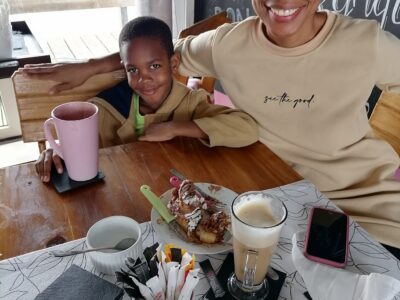 people customer namibia 1877 doughnut bar swakopmund jetty cafe cake kuchen coffee berliner